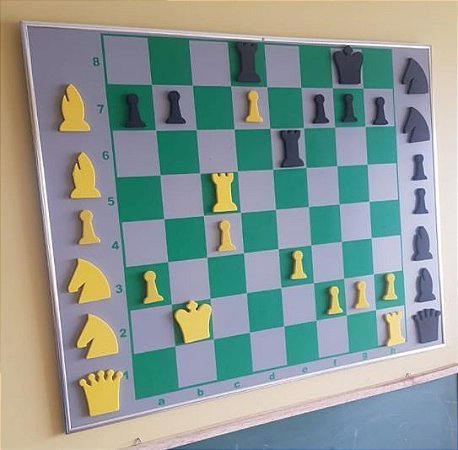 Mural Magnético Tabuleiro Didático para ensino de xadrez: Incentive a  prática do xadrez em seu lar e em sua comunidade