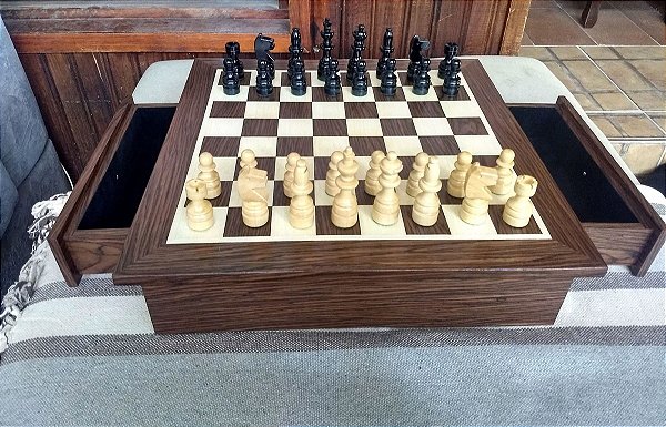 Tabela de tabuleiro jogos de xadrez figuras torneio profissional