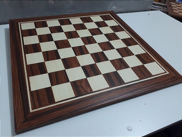 Tabuleiro de Xadrez Madeira Brava excelente acabamento 54x54cm casas 5.6cm  Espessura 13mm [Sob Encomenda: Envio em 40 dias]