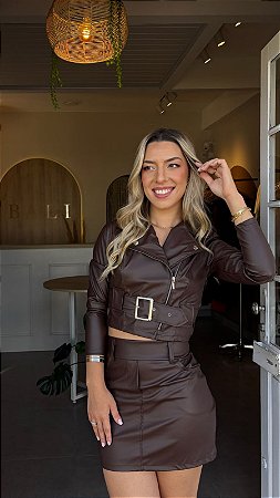 JAQUETA COURO SINTÉTICO (COM OPÇÕES DE CORES)