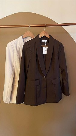 BLAZER ESTRUTURADO EMMA (COM OPÇÕES DE CORES)