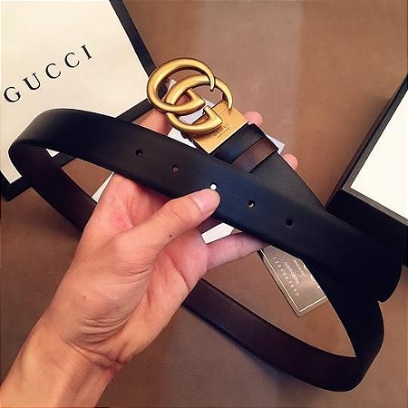 Cinto Gucci com Fivela Duplo GG "Black&Gold"