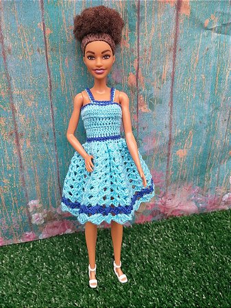 Roupas para boneca barbie em crochê - Manas Arteiras