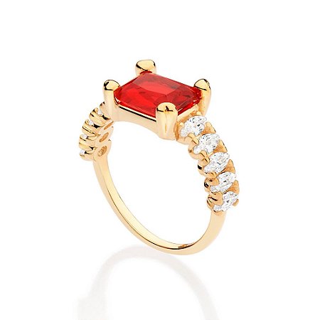 ANEL SOLITÁRIO FOLHEADO A OURO COM ZIRCÔNIAS E CRISTAL VERMELHO ROMMANEL 513422