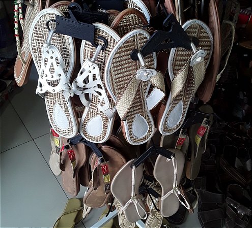Sandália rasteira feita mão - modelos variados