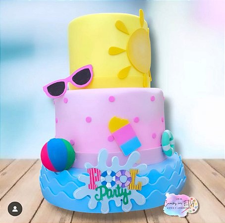Bolo Fake Pool Party - Criações em EVA