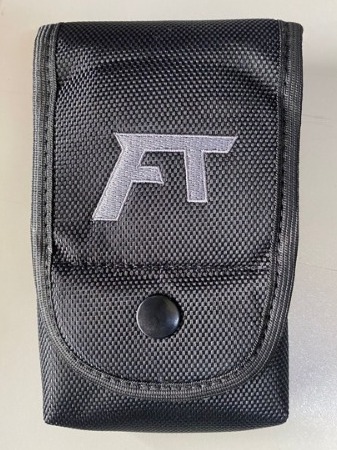 PORTA CELULAR COM PASSANTE PARA O CINTO BORDADO FT