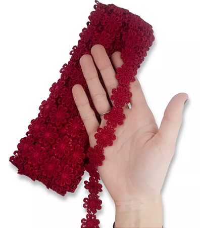 Renda Guipir CHL-207 Flor 2.5 Cm - Rolo C/13.7 Metros Cor:Vinho-Claro