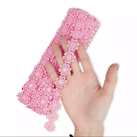Renda Guipir CHL-207 Flor 2.5 Cm - Rolo C/13.7 Metros Cor:Rosa-Chiclete