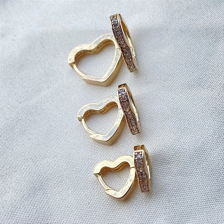 Brinco Argolinha Coração Cravejado P Banhado Em Ouro 18K