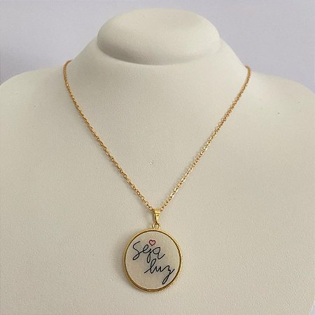Medalhão Seja Luz
