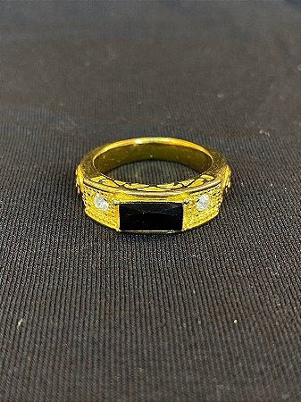 DEDEIRA COM PEDRA PRETA BANHADA A OURO 18K