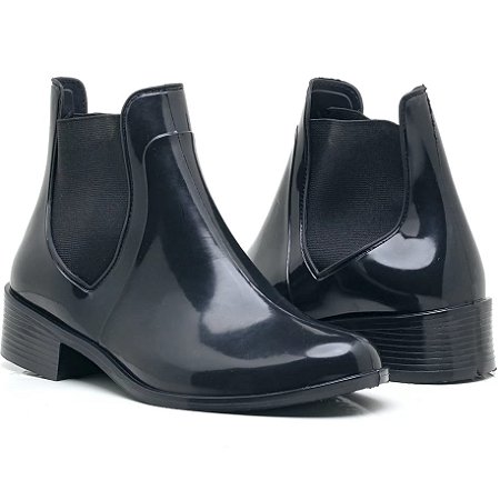 Galocha Feminina Preta Cano Curto – Estilo e Proteção em Dias Chuvosos