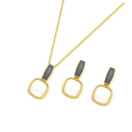 Conjunto Madrepérola Quadrada com Detalhes em Ródio Negro banhado a ouro