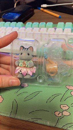 Gatinha flor lacrada silvanian