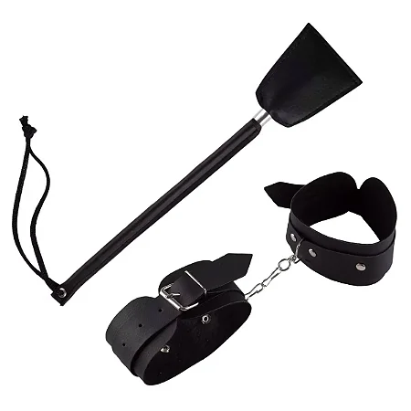 Kit Sensual -Contém: 01 Algema 01 Chibata Couro Sintético - BLACK-