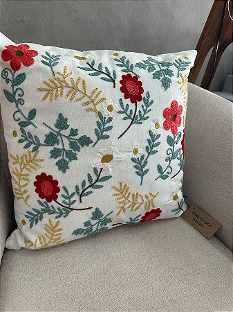 Almofada 45x45 Bordada Floral