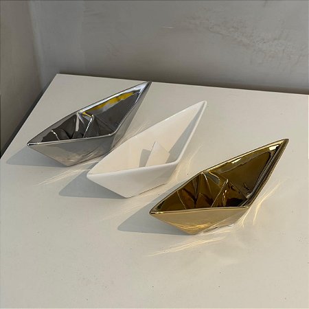 Escultura Paper Boat