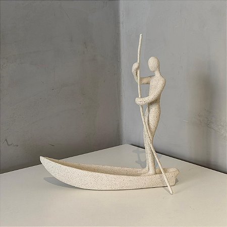 Escultura Remador em Resina