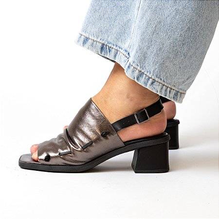 Sandália Salto Bloco Dulce Venutti (Carbono)