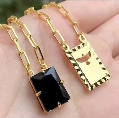 Escapulário Retangulo Espírito Santo Pedra Preta Carrier Diamantada