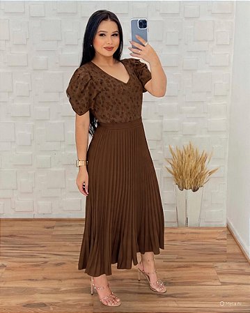 Saia Maxi Midi Plissada - em Cetim