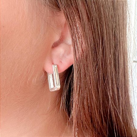 Brinco argola quadrada