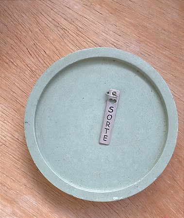 Pingente plaquinha sorte