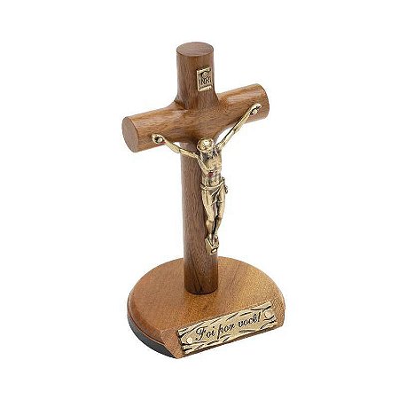 CRUCIFIXO MAD CILINDRICA MESA 12CM OV (FOI POR VOC