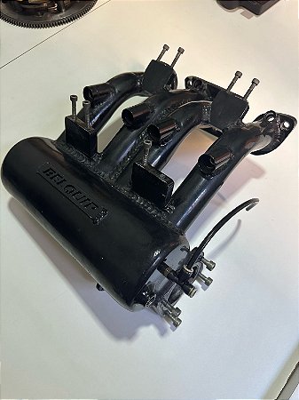 Coletor admissão fluxo cruzado