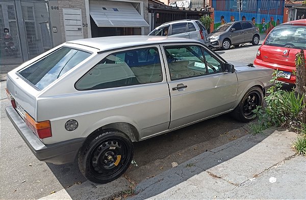 GOL 1.8 MODELO GL - 93/93 PRATA