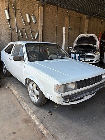 Carroceria com santo Antônio