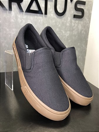 TENIS IATE PRETO/CASTOR