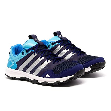 tenis adidas tr7