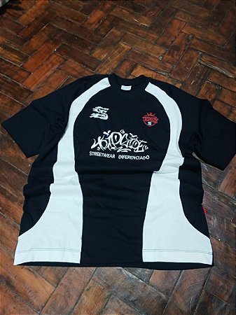 CAMISETA OVERSIZED RECORTE