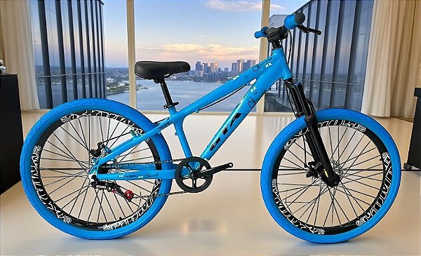 Bicicleta Aro 26 Gta Rebel Freeride Single Vmaxx Freio a Disco Pneu Flame Colorido