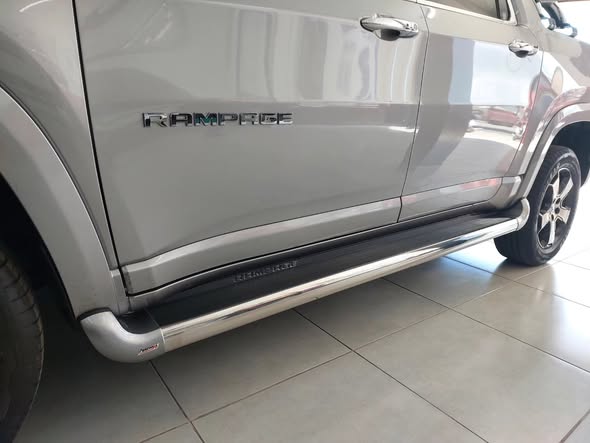 Estribo Rampage 2023 Diante Plataforma Personalizado Prata Billet