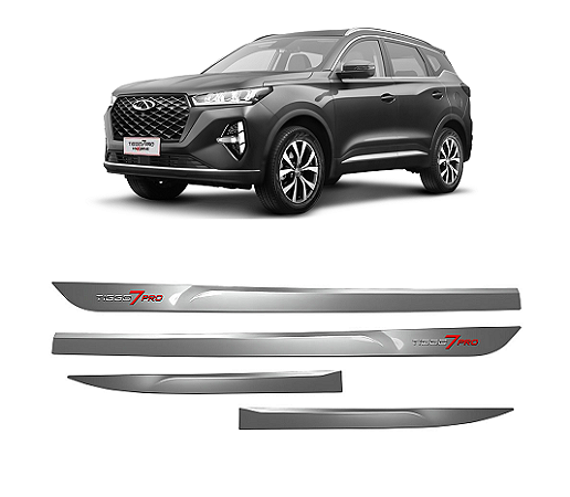 Friso Tiggo 7 Pro com emblema cromado cinza metalico