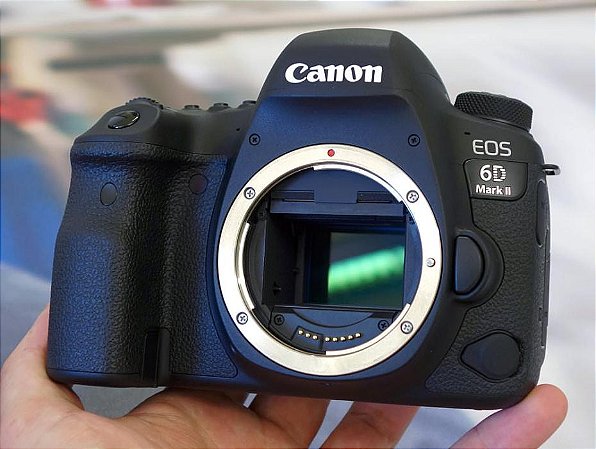 Canon EOS 6D Mark II Corpo