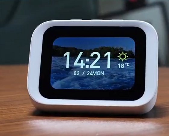 Caixa de som com Alexia e inteligência artificial