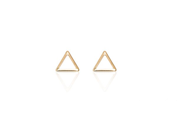 Brinco Triângulo Vazado minimalista Banhado em Ouro 18k