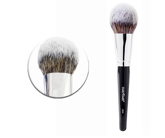 PINCEL CÔNICO PARA PÓ, BLUSH E ILUMINADOR A04 MACRILAN