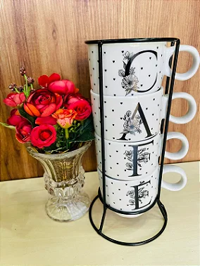 TORRE DE CANECAS COM SUPORTE - CAFÉ DE LUXO