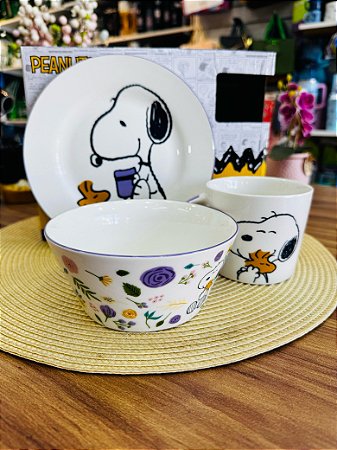 KIT CAFÉ DA MANHÃ SNOOPY  CERÂMICA  PRATO + BOWL + CANECA 3 PEÇAS