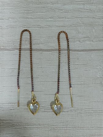 Brinco zircônia coração fio