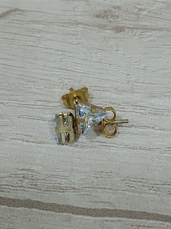 Brinco triângulo zircônia 6 mm