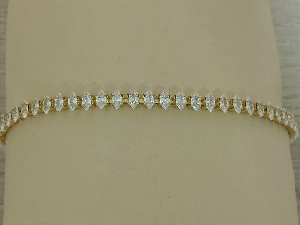 Pulseira em zirconia navete