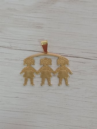 Pingente com três meninas