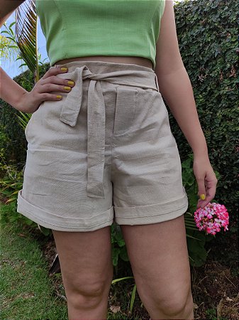 short de linho bege