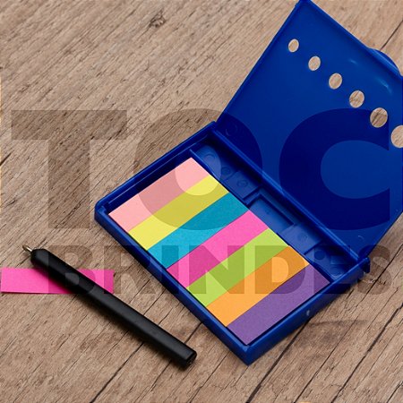 Kit blocos autoadesivos coloridos, com estojo e mini-caneta esferográfica tinta azul